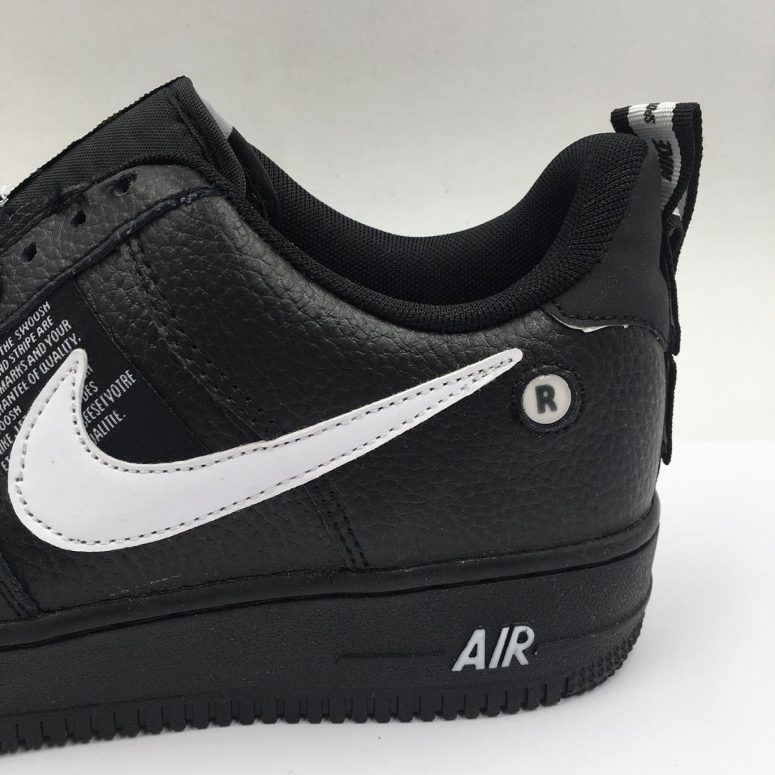 air force 1 lv8 size 10